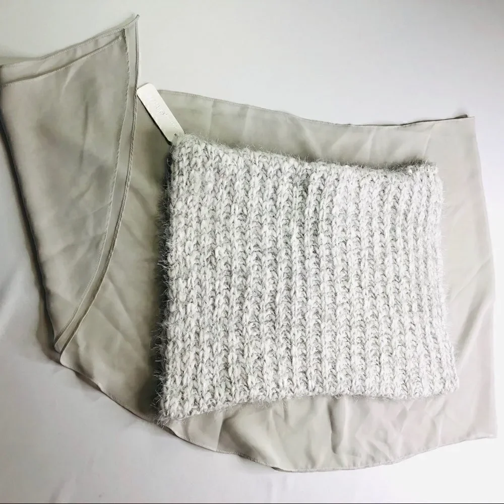 Cream & Grey Chunky Knit Winter Scarf – NWT, Soft Lined Shawl